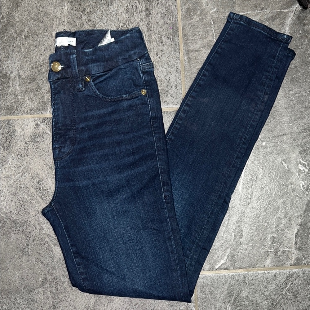 Good American Good Legs Classic Denim 174.